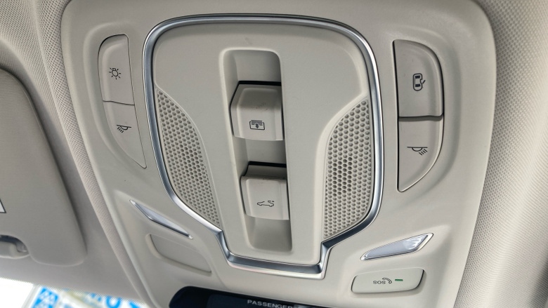 MG Hs 1.5 T-GDI Exclusive 5dr DCT Petrol Hatchback
